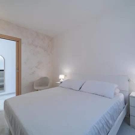 Sea View Escape Waterfront Apartment Olbia